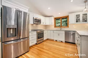 4039 E Oxford Dr, Leland, MI 49654 - Photo 10