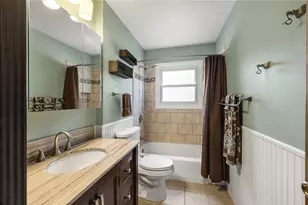 215 S Clinton St, New Buffalo, MI 49117 - Photo 16
