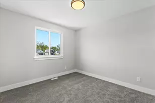 37633 Scone Ct, Livonia, MI 48154 - Photo 26