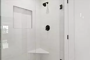 37633 Scone Ct, Livonia, MI 48154 - Photo 36