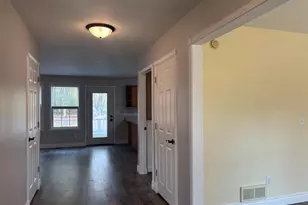 8410 Pineview Lake Dr, Linden, MI 48451 - Photo 10