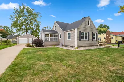 533 W Territorial Road, Battle Creek, MI 49015 - Photo 1