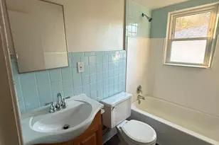 27725 Norfolk St, Livonia, MI 48152 - Photo 12