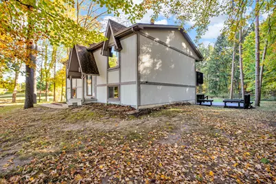 4042 Burns Road, Howell, MI 48855 - Photo 6