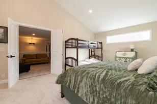 8811 Waruf Ave, Portage, MI 49002 - Photo 36