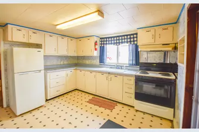 381 E Leroy Street, Burlington, MI 49029 - Photo 6