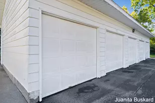 3371 Division Ave SW, Grandville, MI 49418 - Photo 18