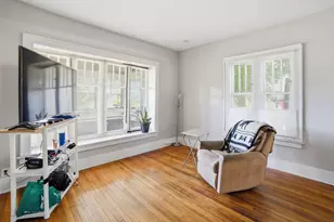 545 Oakdale St SE, Grand Rapids, MI 49507 - Photo 6