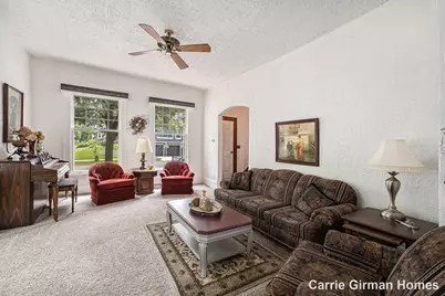 201 S 5th Street, Grand Haven, MI 49417 - Photo 8