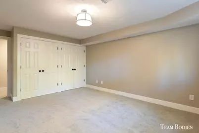 3442 Cascade Road SE, Grand Rapids, MI 49546 - Photo 32