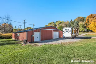 11884 Old Belding Rd NE, Belding, MI 48809 - Photo 36