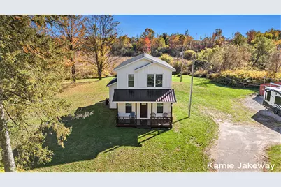 11884 Old Belding Road NE, Belding, MI 48809 - Photo 4