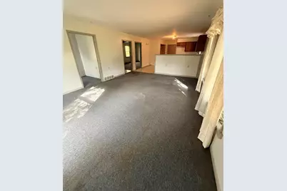 543 N Dennis Road, Ludington, MI 49431 - Photo 6