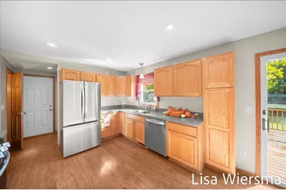 474 Harrison Street, Coopersville, MI 49404 - Photo 8