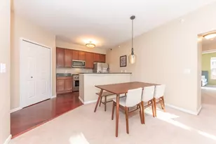 1008 W Summerfield Gln Cir, Ann Arbor, MI 48103 - Photo 12