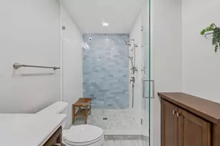 30915 Timberbrook Ln, Bingham Farms, MI 48025 - Photo 16