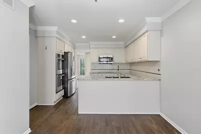 30915 Timberbrook Lane, Bingham Farms, MI 48025 - Photo 22