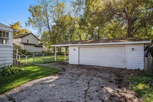 703 Main St, Dowagiac, MI 49047 - Photo 4