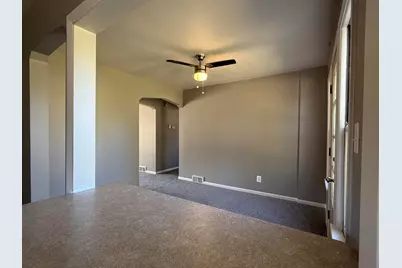 15305 Evergreen Avenue, Eastpointe, MI 48021 - Photo 8