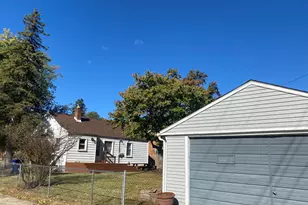 17606 Norborne, Bedford, MI 48240 - Photo 4