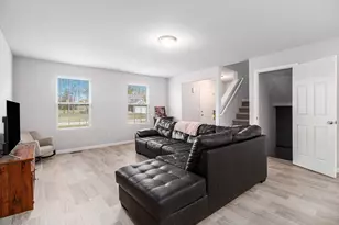 47223 Silver Oaks Blvd, Mattawan, MI 49071 - Photo 2