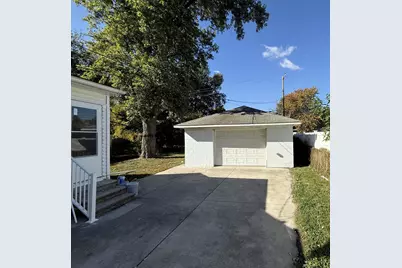 10124 Pelham Road, Taylor, MI 48180 - Photo 2