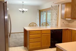 6821 Country Meadows Dr, Kalamazoo, MI 49048 - Photo 8