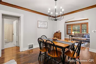 2019 Plainfield Ave NE, Grand Rapids, MI 49505 - Photo 10