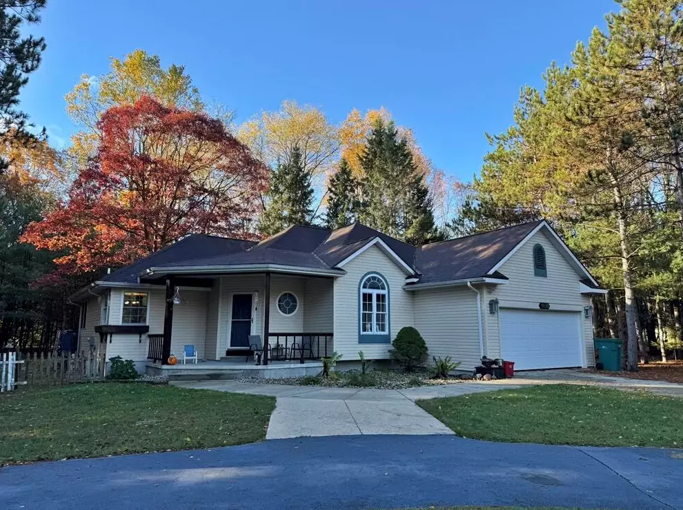 【manonfripes】manonmy Gurkha 9198 Forest Pines Drive, Mecosta, MI 49332 - MLS 25054590