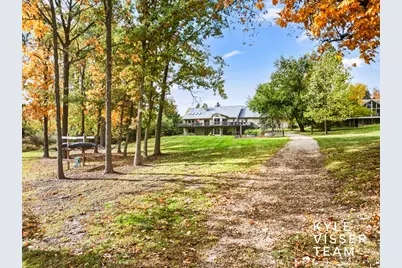 2420 Hylane Court NE, Grand Rapids, MI 49505 - Photo 48