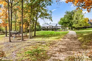 2420 Hylane Ct NE, Grand Rapids, MI 49505 - Photo 48