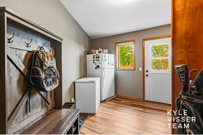 2420 Hylane Court NE, Grand Rapids, MI 49505 - Photo 20