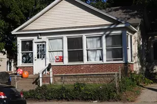 823 W Fulton Street W, Grand Rapids, MI 49504 - Photo 1