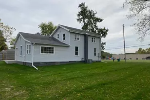 690 Upton Ave, Springfield, MI 49037 - Photo 36