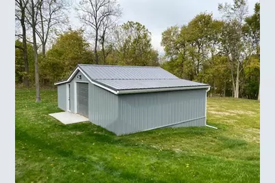 690 Upton Avenue, Springfield, MI 49037 - Photo 38