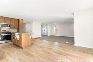 5216 Mulberry Ln, Holland, MI 49423 - Photo 6