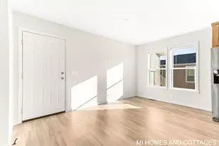 5216 Mulberry Ln, Holland, MI 49423 - Photo 8