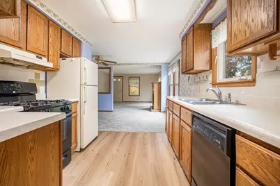 819 Riverside Drive, Battle Creek, MI 49015 - Photo 8