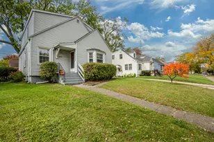 2624 Thayer Dr, Saint Joseph, MI 49085 - Photo 2