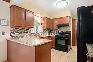 2045 Sibley St NW, Grand Rapids, MI 49504 - Photo 8