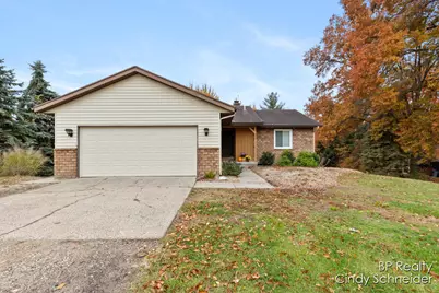 6424 Port Sheldon Street, Hudsonville, MI 49426 - Photo 2