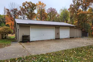108 Deerwood Ct, Roscommon, MI 48653 - Photo 34