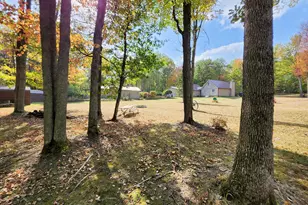 108 Deerwood Ct, Roscommon, MI 48653 - Photo 6