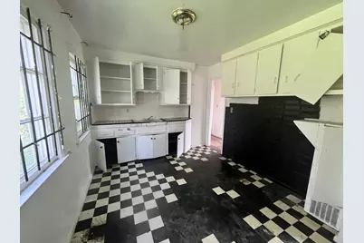 11317 Rosemont Avenue, Detroit, MI 48228 - Photo 8