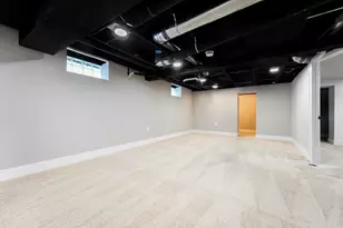 7043 Toepfer Rd, Warren, MI 48091 - Photo 38