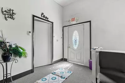 156 Roseneath Avenue, Battle Creek, MI 49017 - Photo 2