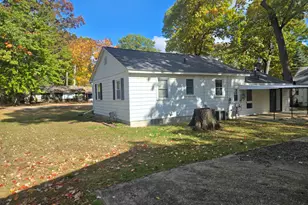 5667 Brunswick Blvd, Waterford, MI 48327 - Photo 22