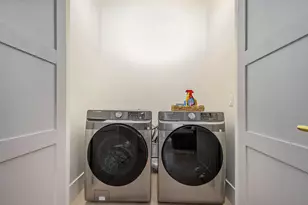 300 Washington Ave, Grand Haven, MI 49417 - Photo 16