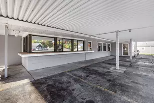 5036 Paw Paw Lake Rd, Coloma, MI 49038 - Photo 4