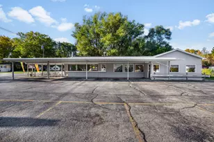 5036 Paw Paw Lake Rd, Coloma, MI 49038 - Photo 2